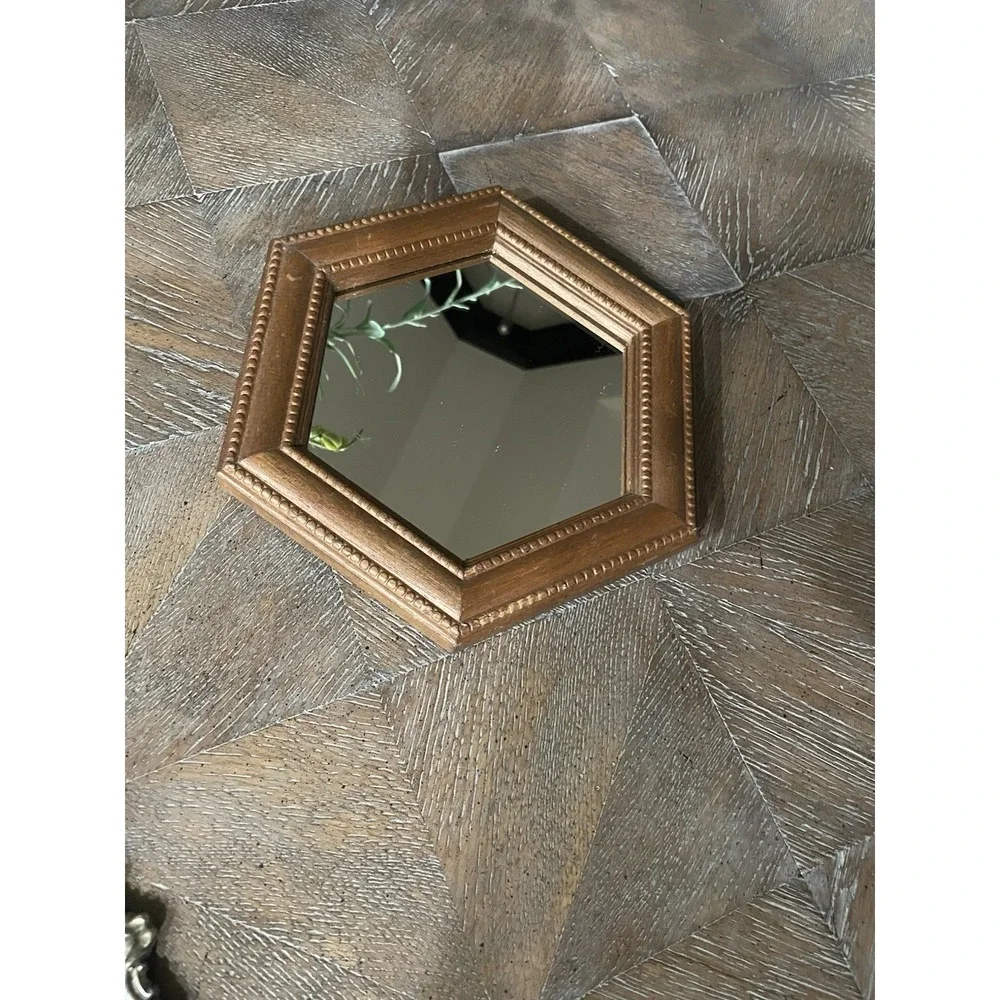 Vintage Decorative Wood Edge Octagonal Accent Mirror 8x8